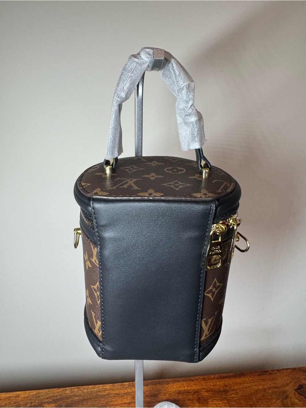 Mini Vanity Bag with Scarf. No Brand. - Picture 2 of 7